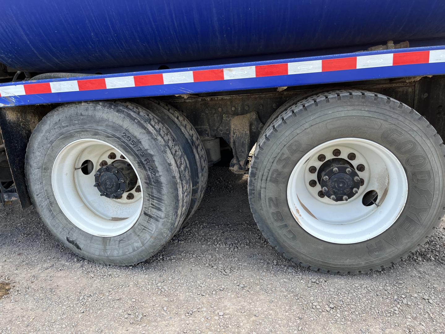 ./imagenes/INVOICE/2019/17385/PIPA PARA AGUA FREIGHTLINER M2 (9).JPG